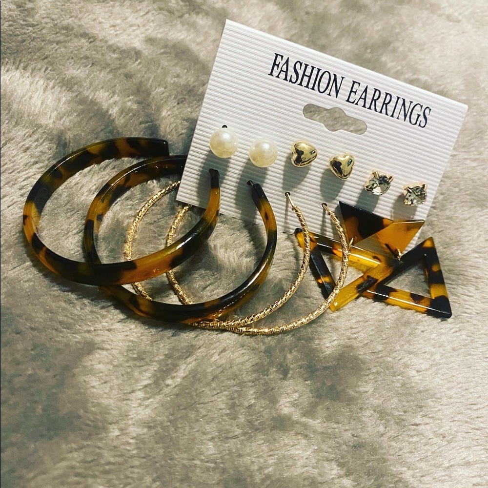 New! Animal Print Earring Set
